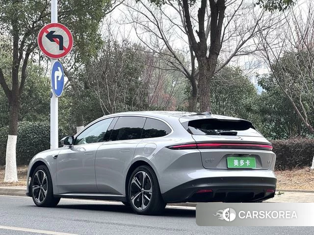 Weilai ET5T 2025 Серебристо-серый из Китая, фото 5