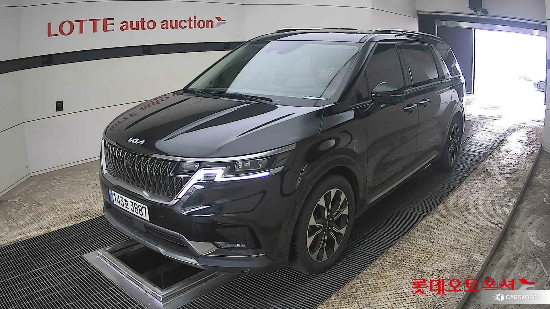 Kia Carnival 2022 Черный из Кореи, фото 5