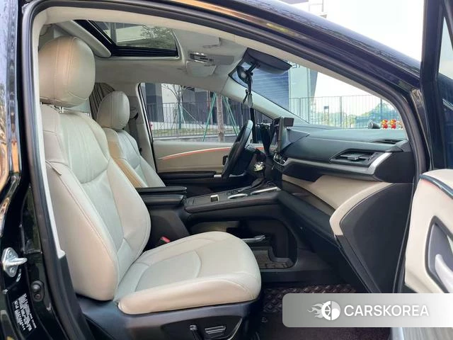 Toyota Saina 2023 Черный из Китая, фото 5