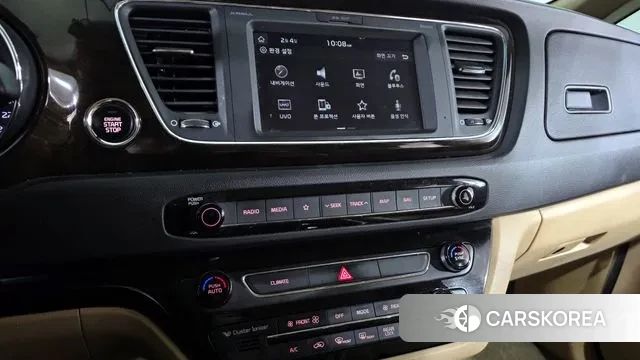 Kia The New Carnival 2018 Белый из Кореи, фото 5