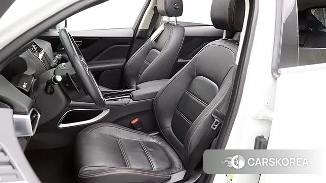 Jaguar F-PACE 2019 Белый из Кореи, фото 5