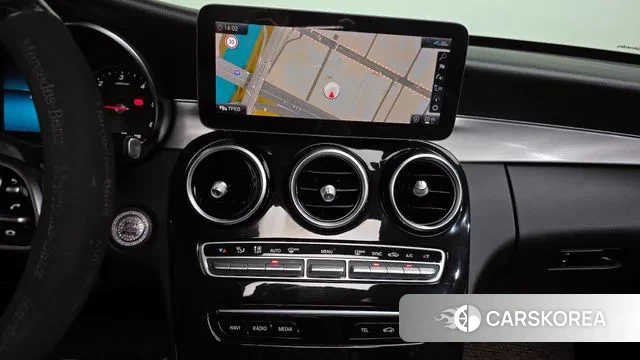 Mercedes-Benz C-Class W205 2020 Белый из Кореи, фото 5