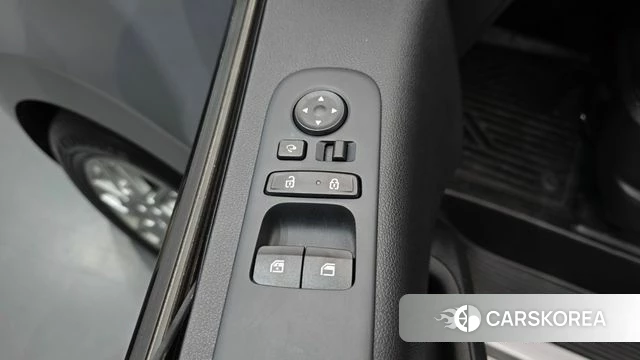 Hyundai Staria 2023 Серебряный из Кореи, фото 5