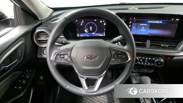 Chevrolet (GM Daewoo) Trax Crossover 2023 Белый из Кореи, фото 5