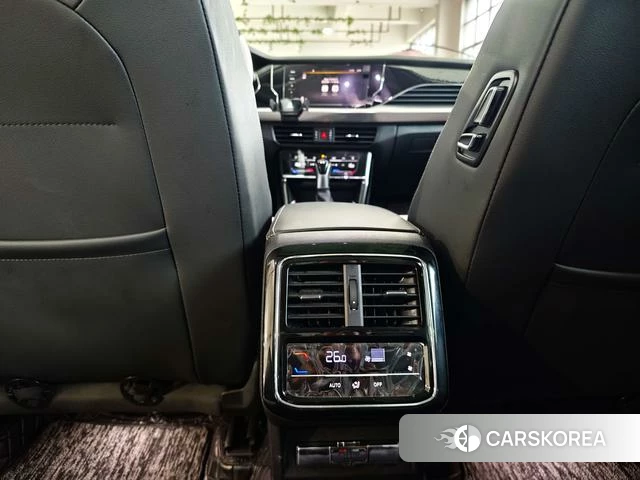 Volkswagen Passat 2024 Черный из Китая, фото 5