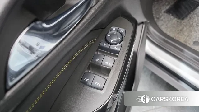 Chevrolet (GM Daewoo) Trax Crossover 2023 Белый из Кореи, фото 5