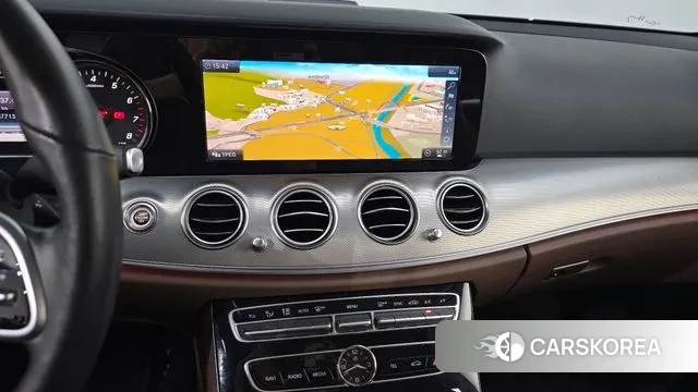 Mercedes-Benz E-Class W213 2019 Белый из Кореи, фото 5