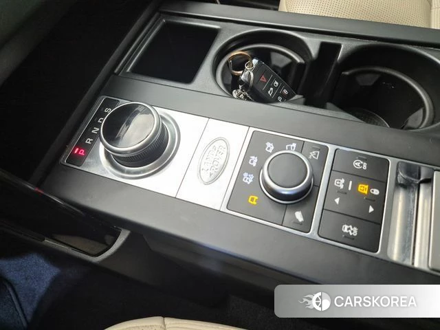 Land Rover Discovery 5 2020 Белый из Кореи, фото 5