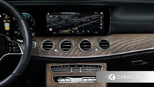 Mercedes-Benz E-Class W213 2022 Синий из Кореи, фото 5