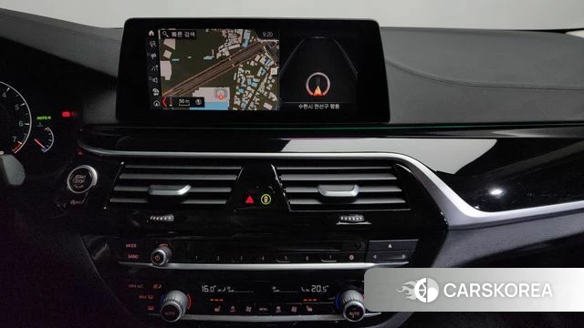 BMW 5 Series (G30) 2019 Белый из Кореи, фото 5