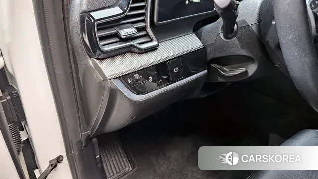 Kia Sportage 5th Generation 2023 Белый из Кореи, фото 5