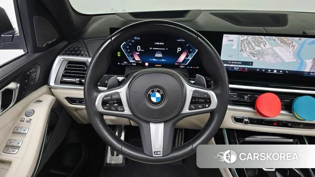 BMW X7 (G07) 2023 Белый из Кореи, фото 5
