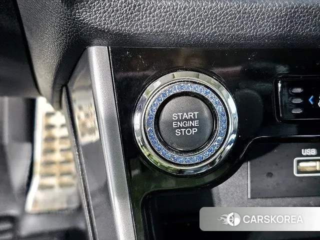 Ssangyong Beautiful Korando 2021 Белый из Кореи, фото 5