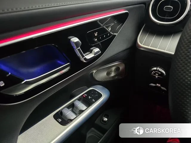 Mercedes-Benz GLC-Class X253 2024 Черный из Кореи, фото 5