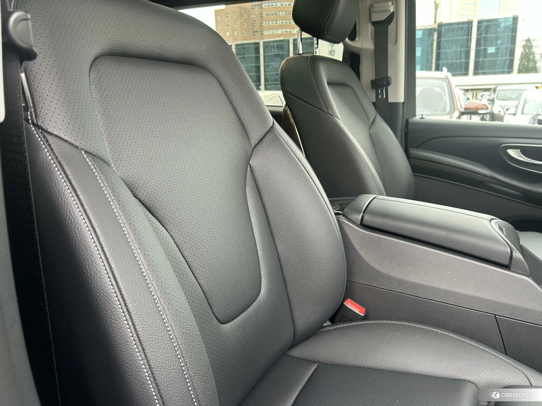 Mercedes-Benz V-class 2022 Черный из Китая, фото 5
