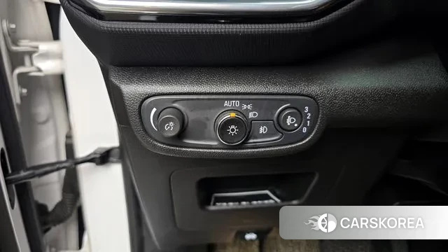 Chevrolet (GM Daewoo) Trailblazer 2020 Белый из Кореи, фото 5