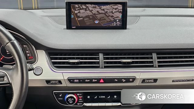 Audi Q7 (4M) 2019 Серебристо-серый из Кореи, фото 5