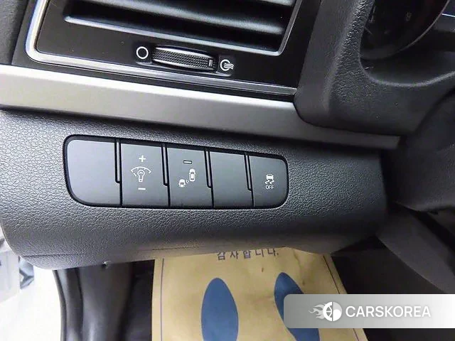 Hyundai Avante AD 2018 Белый из Кореи, фото 5