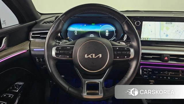 Kia K5 3rd generation 2023 Черный из Кореи, фото 5