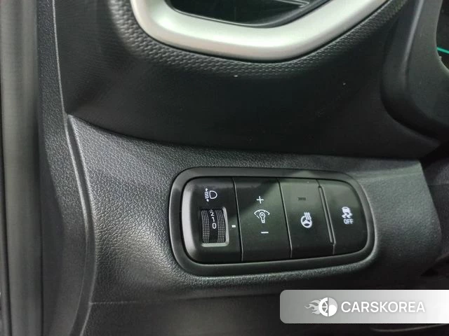 Hyundai Venue 2023 Серый из Кореи, фото 5