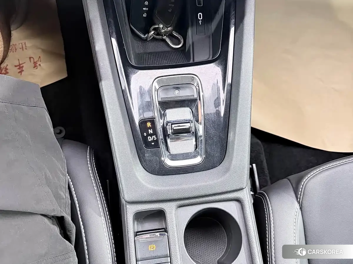Skoda Octavia 2023 Белый из Китая, фото 5