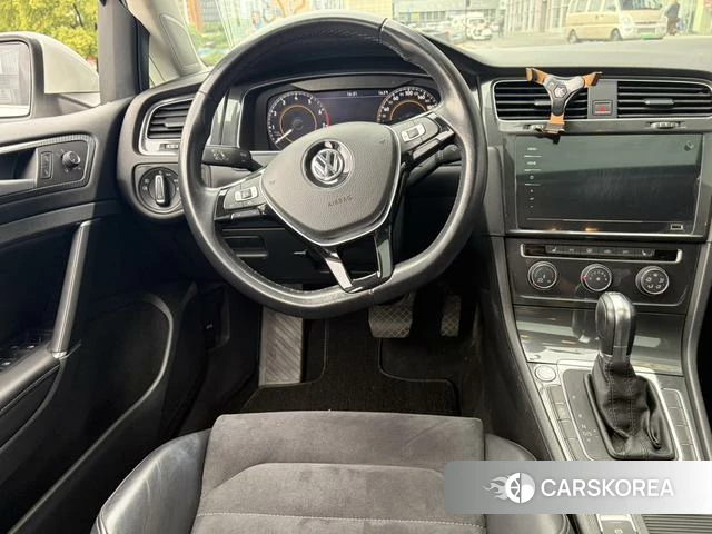 Volkswagen Golf 2020 Белый из Китая, фото 5