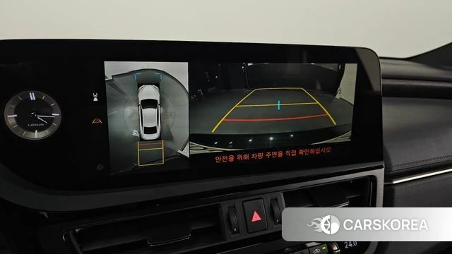 Lexus ES300h 7th generation 2025 Черный из Кореи, фото 5