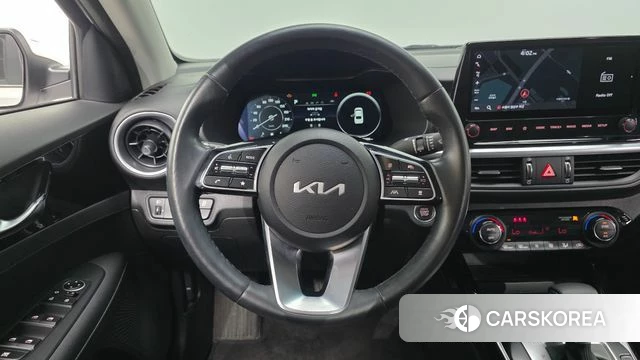 Kia The New K3 2nd generation 2021 Белый из Кореи, фото 5