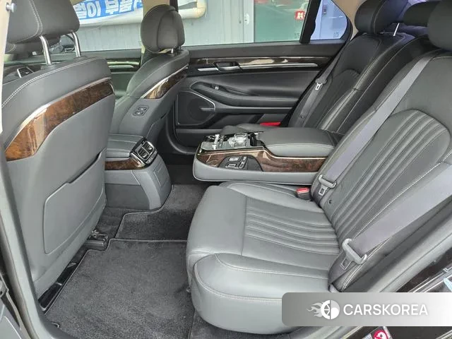 Genesis G90 2019 Черный из Кореи, фото 5
