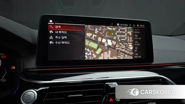 BMW 5 Series (G30) 2022 Серебристо-серый из Кореи, фото 5