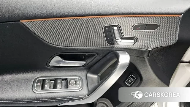 Mercedes-Benz A-Class W177 2021 Белый из Кореи, фото 5