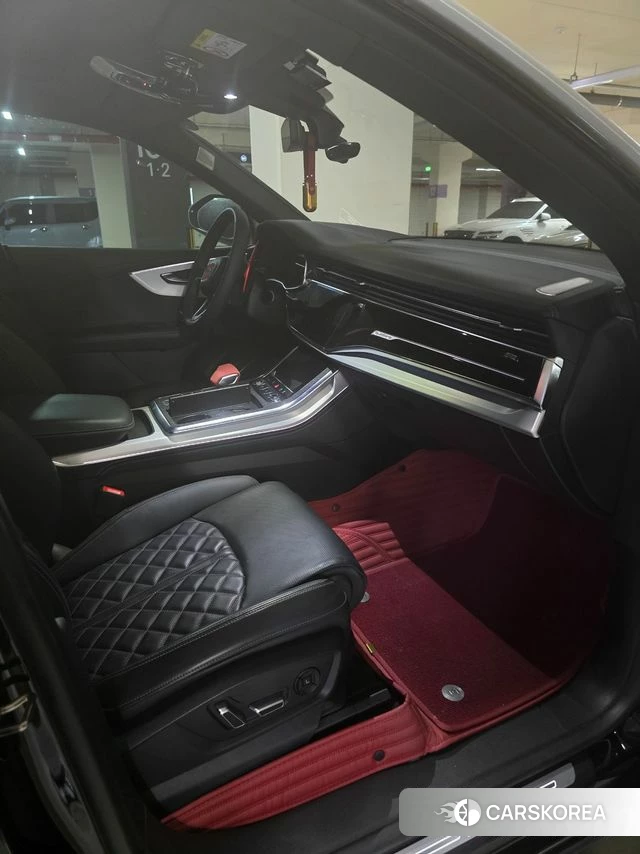 Audi Q8 (4M) 2023 Черный из Кореи, фото 5