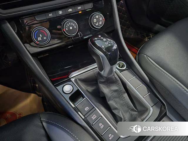 Volkswagen Sagitar 2022 Белый из Китая, фото 5