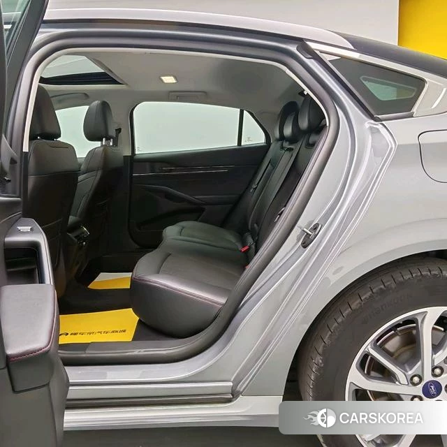Ford Mondeo 2023 Другой из Китая, фото 5
