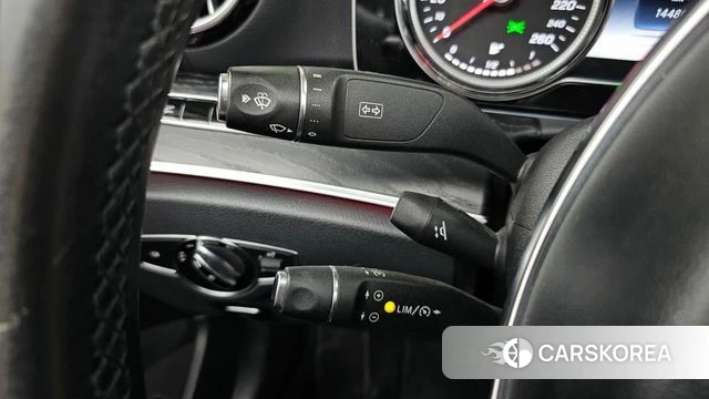 Mercedes-Benz E-Class W213 2018 Белый из Кореи, фото 5