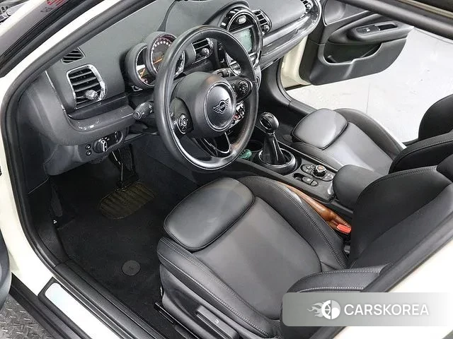 Mini Cooper Clubman 2019 Белый из Кореи, фото 5