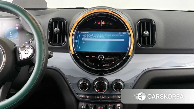 Mini Cooper S Countryman 2023 Светло-серебряный цвет из Кореи, фото 5
