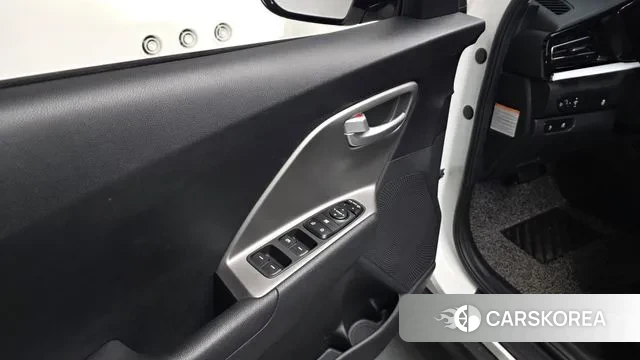 Kia Niro Plus 2022 Белый из Кореи, фото 5