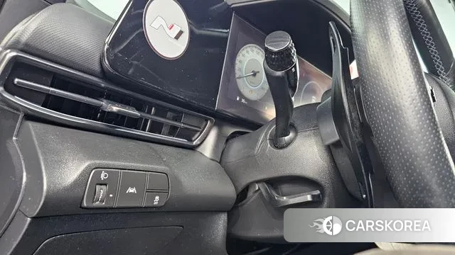 Hyundai Avante (CN7) 2022 Серебристо-серый из Кореи, фото 5