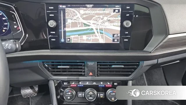 Volkswagen 7th Generation of Jetta 2022 Красный из Кореи, фото 5