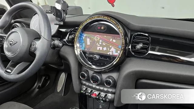 Mini Cooper S Convertible 2022 Жемчужный цвет из Кореи, фото 5