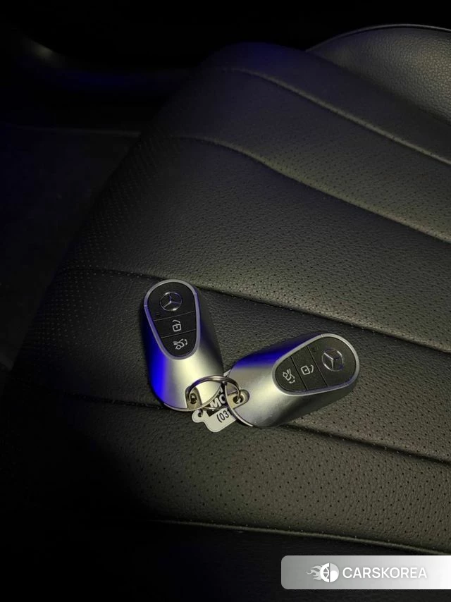 Mercedes-Benz E-Class W214 2024 Белый из Кореи, фото 5