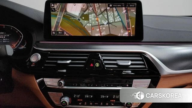 BMW 5 Series (G30) 2023 Черный из Кореи, фото 5