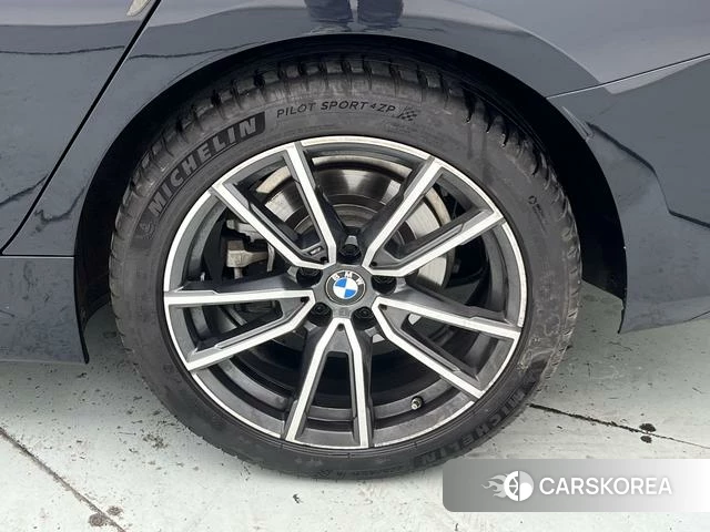 BMW 3 series 2024 Черный из Китая, фото 5
