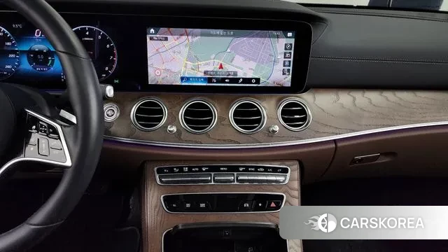 Mercedes-Benz E-Class W213 2021 Черный из Кореи, фото 5