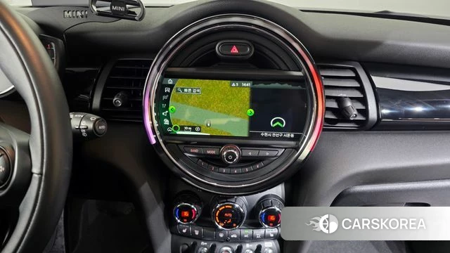 Mini Cooper 2018 Жемчужный цвет из Кореи, фото 5