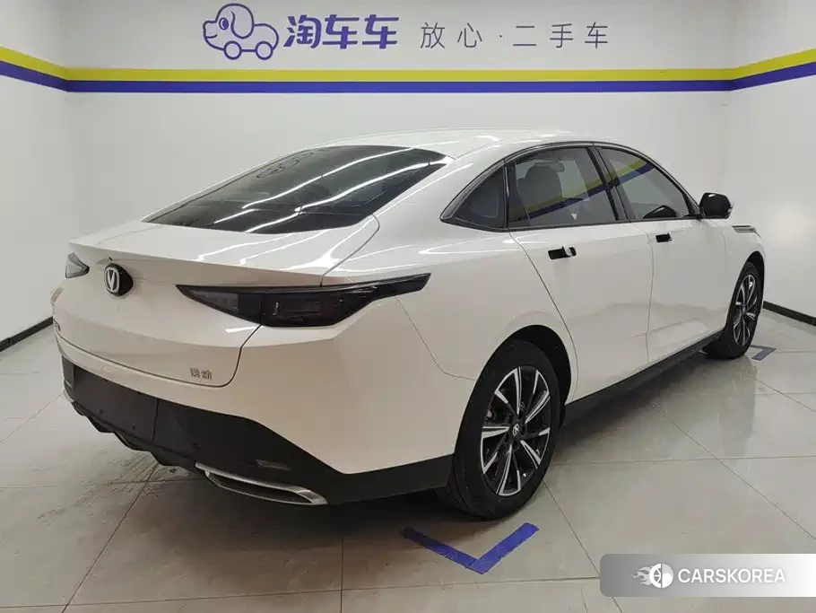 Chang'an Yidong 2025 Белый из Китая, фото 5