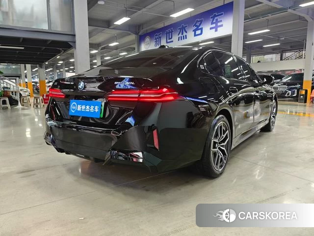 BMW i5 2025 Черный из Китая, фото 5