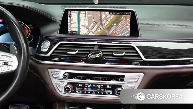 BMW 7 Series (G11) 2021 Черный из Кореи, фото 5