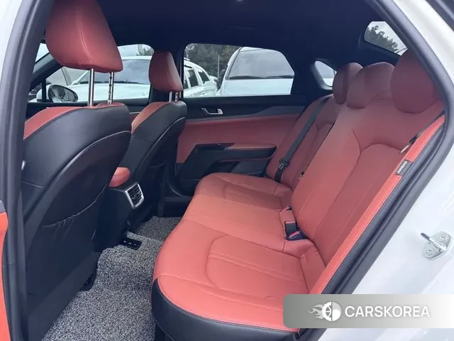 Kia The New K5 Hybrid 3rd generation 2024 Белый из Кореи, фото 5